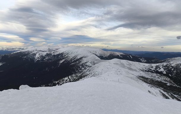 Спасатели предупредили, что Карпаты накрыл шторм