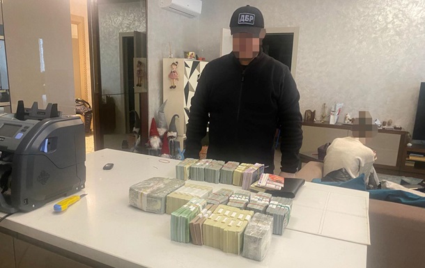 У чиновницы экоинспекции изъяли более $1 млн