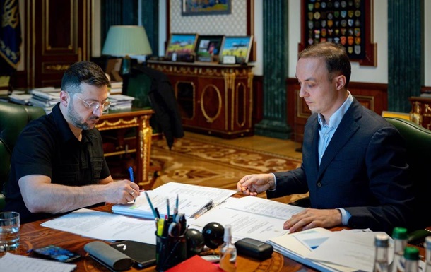 Зеленский подписал новые санкции против России