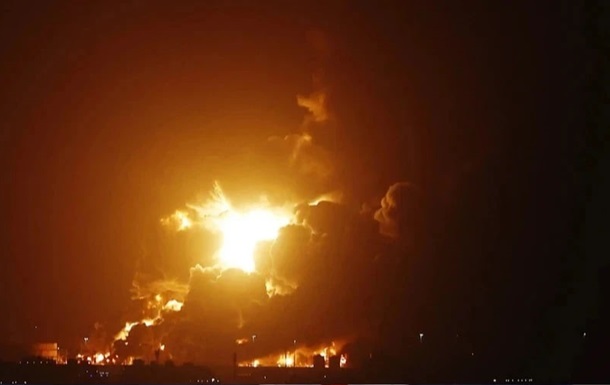 БпЛА атакуют: взрывы в Саратове и Энгельсе, Волгоградская область без света