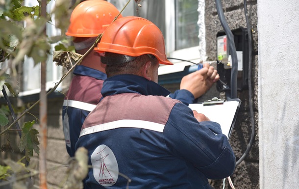 Обстрелы и непогода: в Украине новые отключения