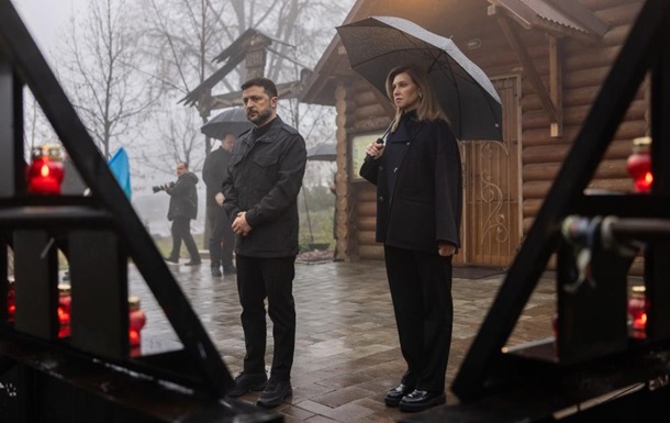 Зеленский почтил память героев Небесной Сотни