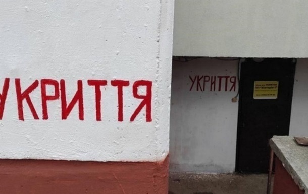 Во время атаки на Киев женщину с ребенком не пустили в укрытие