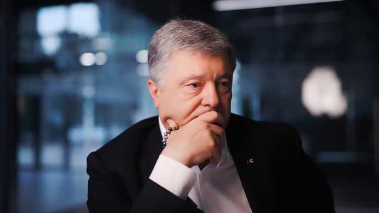 Экс-президент Украины Порошенко на Мюнхенской конференции пытался попасть на панель к Зеленскому, но его не пустила охрана