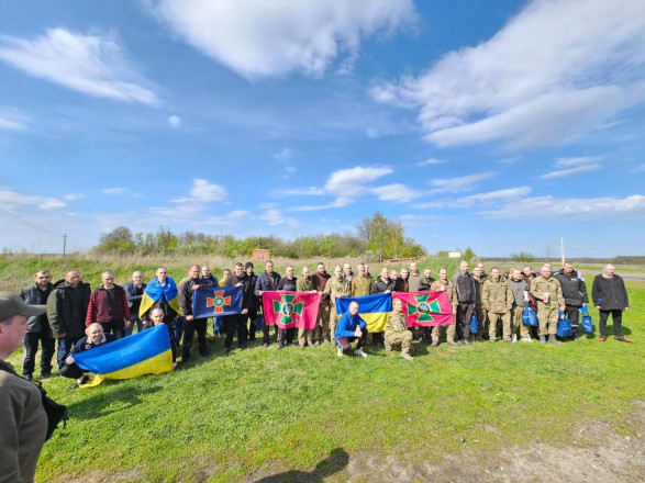 Украина вернула из плена еще 44 человека