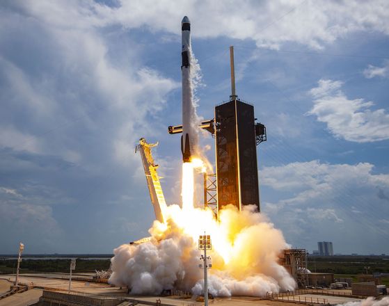 Ракета-носитель Falcon 9 вывела на орбиту новый флот спутников Starlink