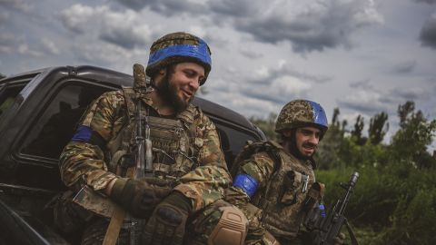 Украинские военные продвигаются вперед на Бахмутском направлении - Сырский