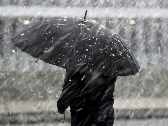 Выходные с мокрым снегом: какая погода ждет украинцев