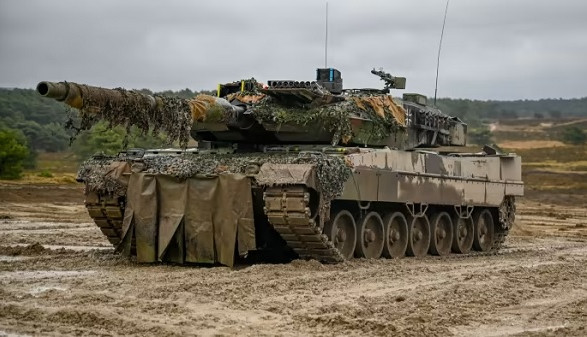 Чехия хочет купить у Швейцарии танки Leopard 2