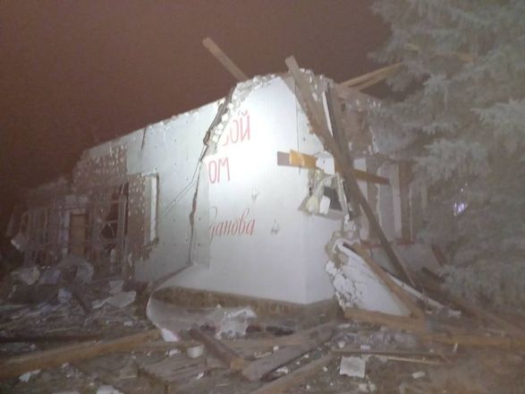 В Луганской ОВА подтвердили, что в здании с вагнеровцами произошел "хлопок"