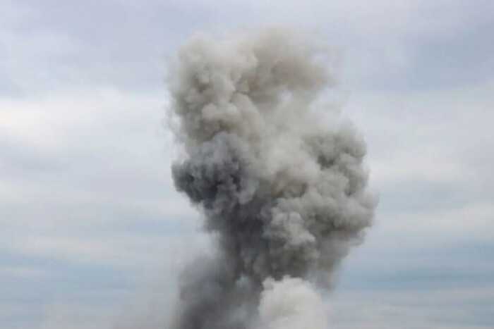 Повідомляється про вибухи у Новій Каховці: росЗМІ написали про ракети