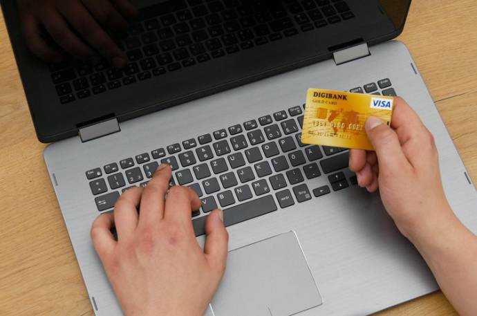 В Украине заработала обновленная система электронных платежей