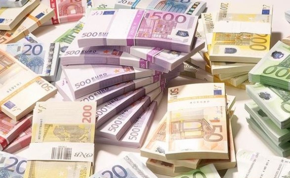 ЕС готовит для Украины пакет финансовой помощи на 50 миллиардов евро. Объявить о нем могут уже сегодня - СМИ