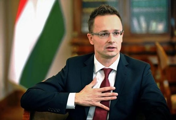 Глава МИД Венгрии: проведение Олимпиады с участием россиян может помочь установить мир в Украине