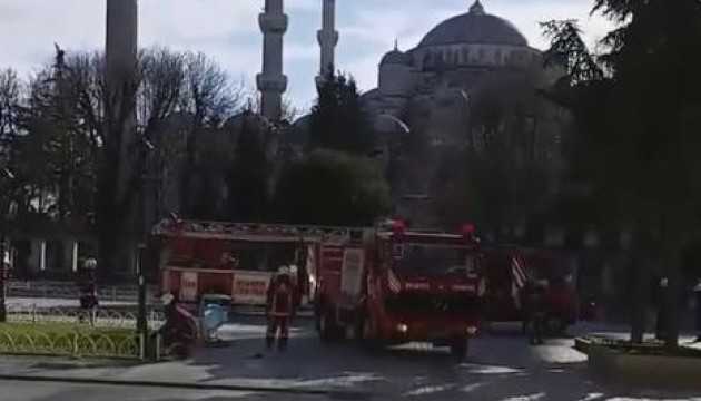У центрі Стамбулу стався вибух, багато поранених, - ЗМІ