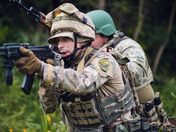 Украинская армия наступает на двух направлениях на Юге и имеет успехи - Минобороны
