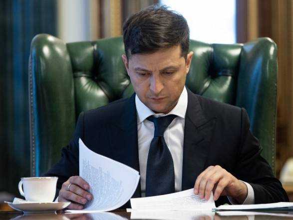 Зеленский призвал продолжать санкции из-за ситуации на Донбассе