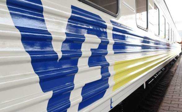 "Укрзалізниця" відновлює курсування поїздів до Австрії та Угорщини