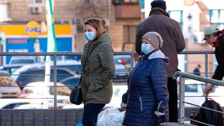 В Беларуси число заразившихся коронавирусом увеличилось до 700 человек. За сутки пять пациентов умерли