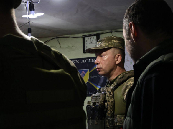 Сырский заявил о первом успехе наступательных действий в операции по обороне Бахмута
