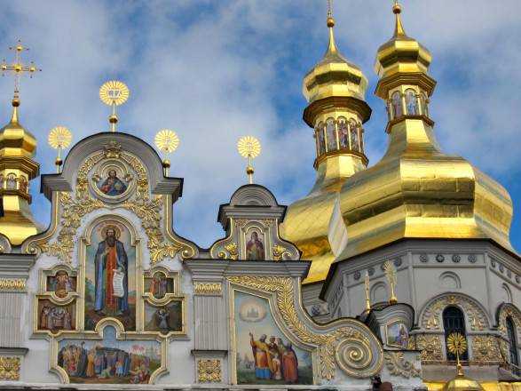 К  Православной церкви Украины перешло почти 520 парафий