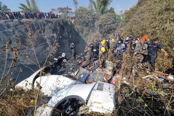 Авиакатастрофа в Непале: на борту самолета не было украинцев - МИД