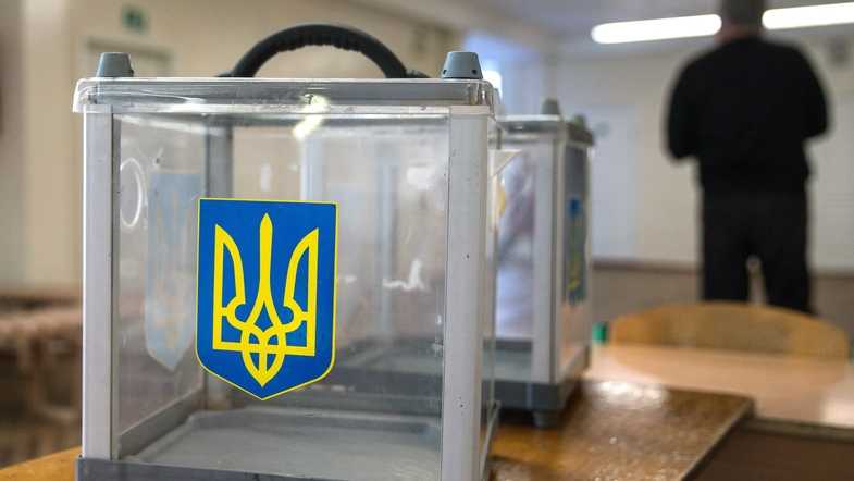 В Киевской области в деле о подкупе избирателей допрашивают более 1,5 тысячи человек