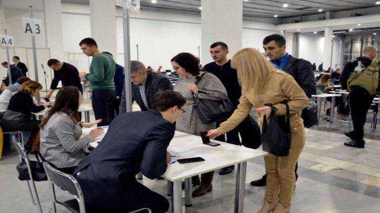 Прокуроры в Киеве четыре часа не могли сдать второй тест из-за сбоя сервера