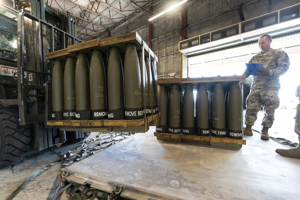 Ракеты "Hydra 70" и боеприпасы для HIMARS: США объявили о новом пакете помощи Украине