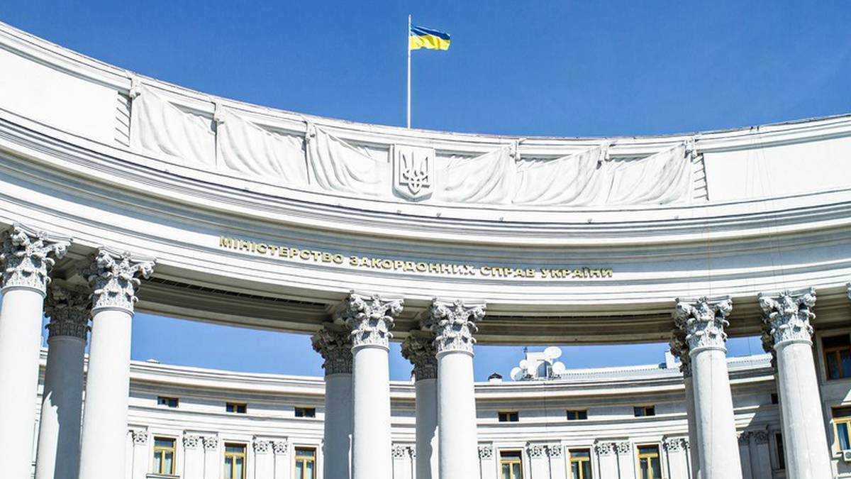 Єдиною державою в світі, яка звинувачує Україну в "агресивних мілітаристських планах", є РФ – МЗС