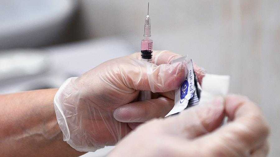 Врач назвал условие, при котором прививка БЦЖ сможет защитить от коронавируса