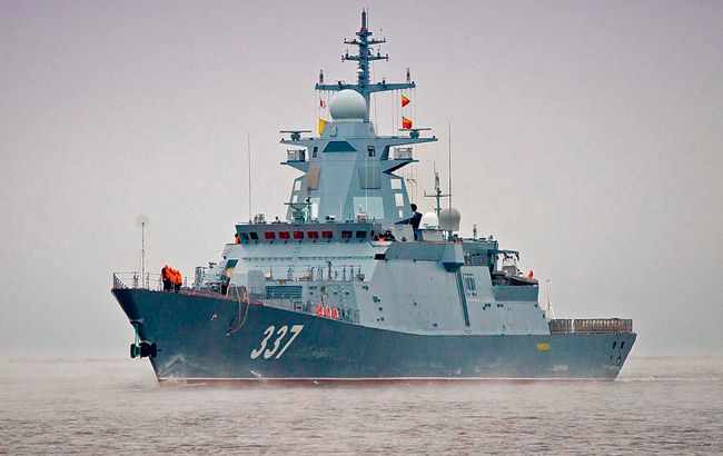 РФ держит в Черном море больше десятка кораблей: есть ли там ракетоносители
