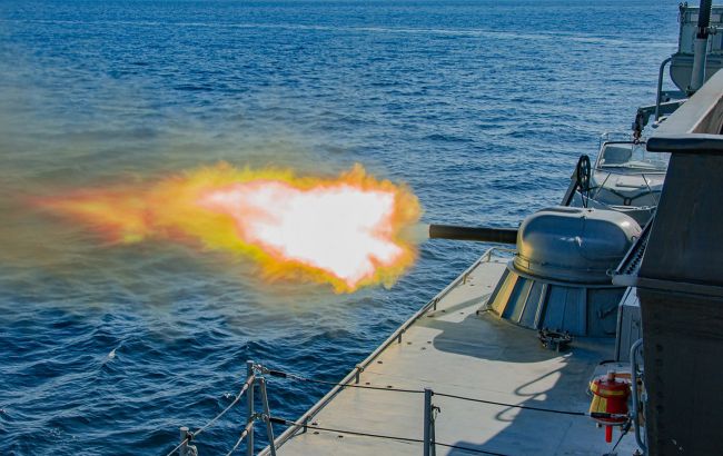 Россия вывела в Черное море ракетный корабель: сколько на нем "Калибров"