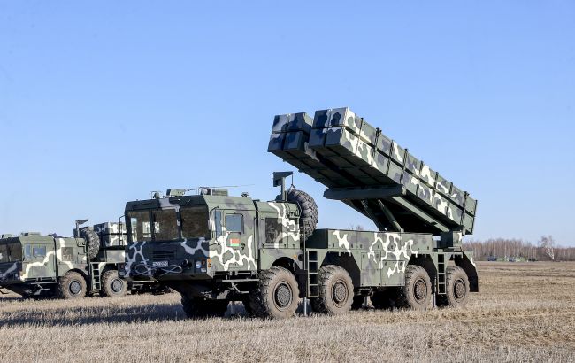 В Беларуси заявили о появлении нового зенитного ракетного полка у границы с Украиной