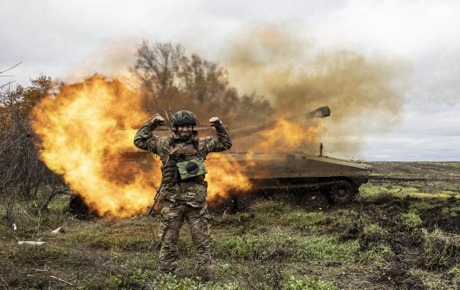 Украинские военные уничтожили три роты россиян и четыре склада боеприпасов за сутки на Донбассе