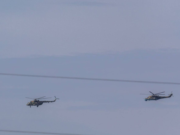 Белорусские вертолеты в Польше: "Гаюн" сообщил, что вертолеты охраняли лукашенко