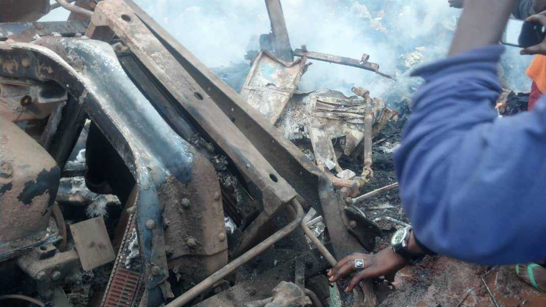 В Конго 30 пассажиров автобуса сгорели заживо