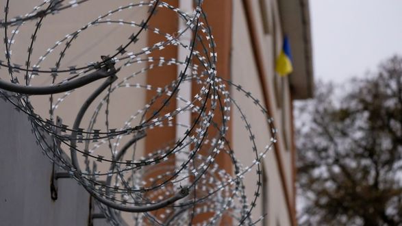 кремль заранее спланировал и помог финансировать херсонские центры пыток - международные следователи
