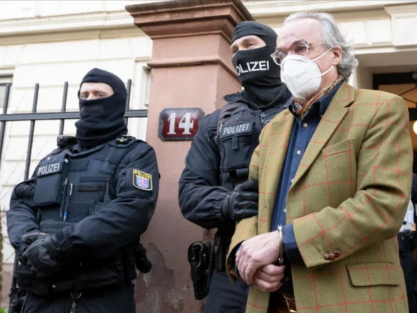 Немецкие радикалы хотели убить Шольца: что известно о неудачном госперевороте в Германии