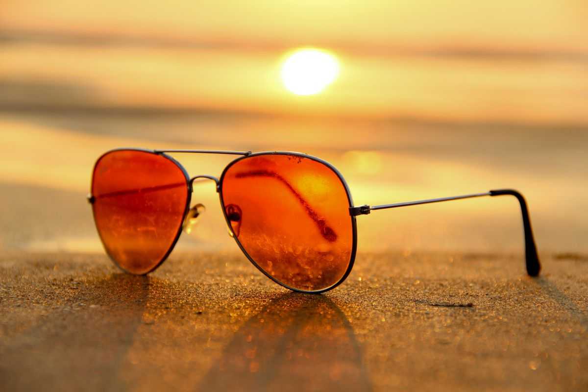 Коронавірус та сніг: офтальмолог пояснив, чому сонцезахисні окуляри варто носити не лише влітку
