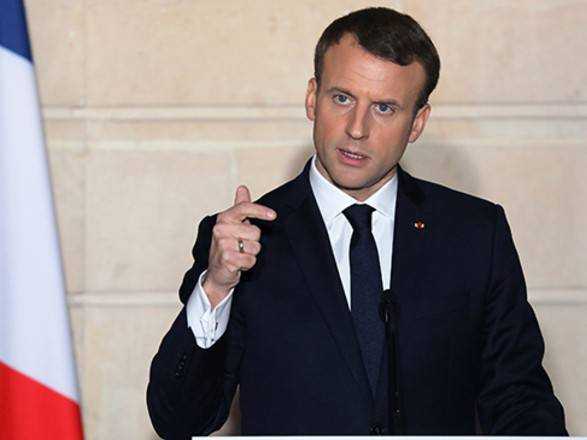 Президент Франции обратился к семьям украинских военнопленных моряков