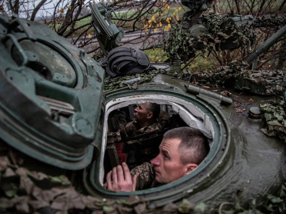 Только танки не переломят ход войны в Украине — The New York Times