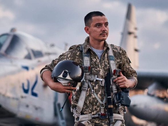 Пилот Даниил Мурашко, который отвел подбитый самолет от жилых домов, получил звание Героя Украины посмертно