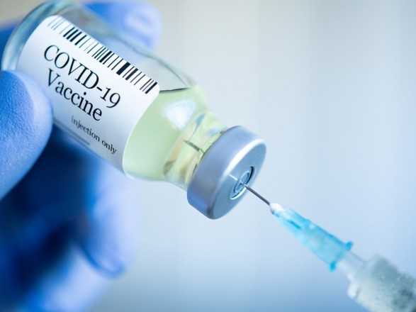 Випустять у 2022 році: Таїланд заявив про фінальний етап випробування трьох нових вакцин проти COVID-19
