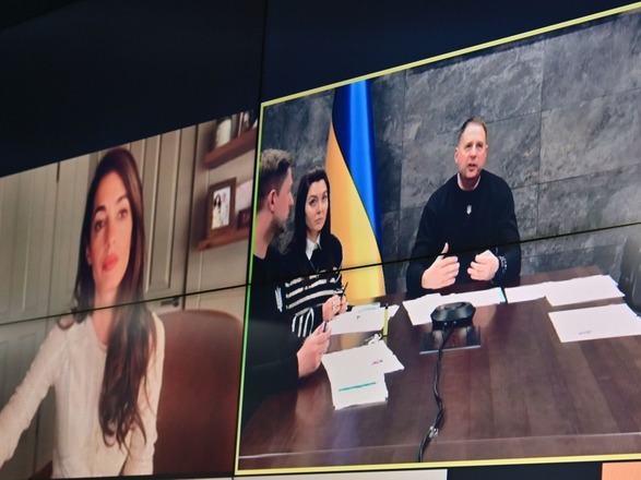 Амаль Клуни присоединилась к обсуждению защиты прав украинских детей