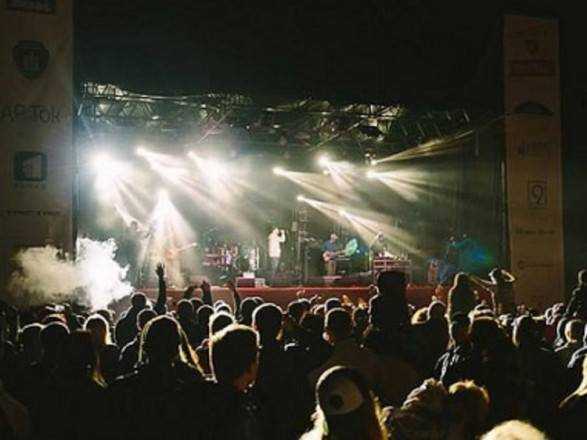 Из-за урагана на рок-фестивале в Днепропетровской области погиб человек