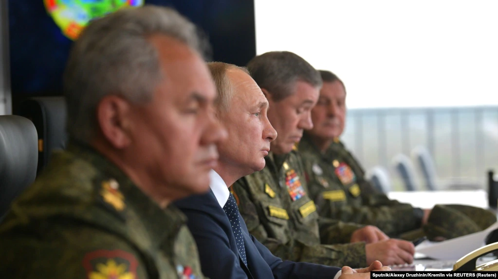 Друзі Путіна у ЄС також засуджують напад РФ на Україну