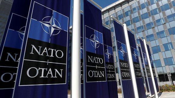 НАТО отправляет дополнительные силы в Косово после столкновений с сербами