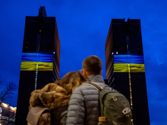 В знак солидарности с Украиной известные места по всему миру выключат свет