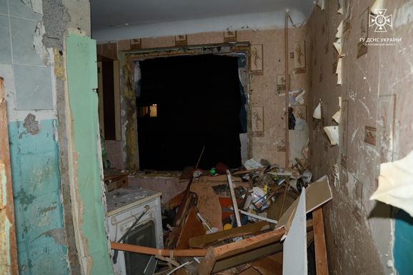 Взрыв в Полтаве в многоквартирном доме: пострадали три человека